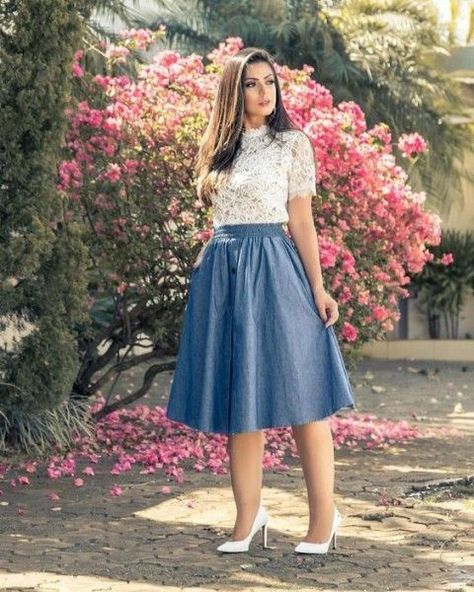 c5cc17e395d3049b03e0f1ccebb02b4d Girly Outfits Classy, Modest Girly Outfits, Lifestyle Editorial, Midi Skirts Summer, Portrait Creative, Profile Icon, Icon Style, Outfits Classy, Women Power