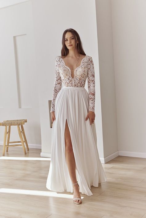 V Neck Wedding Dress Lace, Lace And Chiffon Wedding Dress, Wedding Dress Long Sleeve Lace, Lace Wedding Dress Long Sleeve, Sleeve Bridal Gown, Wedding Dress V Neck, Boho Lace Wedding Dress, Romantic Wedding Dress Lace, Long Lace Sleeves