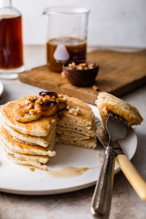 Caramel Pancakes, Gluten Free Pancake Recipe, Pancakes With Banana, Banana Foster Pancakes, Gluten Free Pancake, Weekend Baking, Caramel Sauce Recipe, Banana Caramel, Fall Baking Recipes