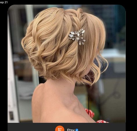 Short Hair 2022, Wedding Updos For Short Hair, Hairstyle Bridesmaid, Updos For Short Hair, Bob Wedding Hairstyles, Hair 2022, Wedding Updos, Mother Of The Bride Hair, Short Hair Lengths