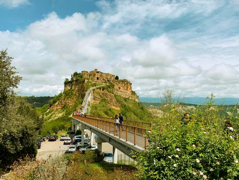 Exploring the Magic of Italy’s Hill Towns: Civita di Bagnoregio — Buona Sara Travels Montepulciano, Pedestrian Bridge, Umbria, Italy Travel, Breathtaking Views, Day Trip, Day Trips, Rome, The Magic