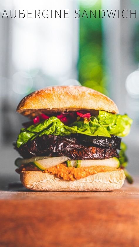 G E O R G I E E A T S on Instagram: “HARISSA AUBERGINE SANDWICHES 🍆 recipe ⬇️ these are FULL of all my favourite things. Aubergine, hummus, harissa and most of all, bread 😍 They…” Aubergine Sandwich, Harissa Hummus, Hummus Cucumber, Ciabatta Rolls, Roasted Aubergine, Eggplant Sandwich, Pickled Red Cabbage, Vegan Lunch Box, Plant Based Lunch