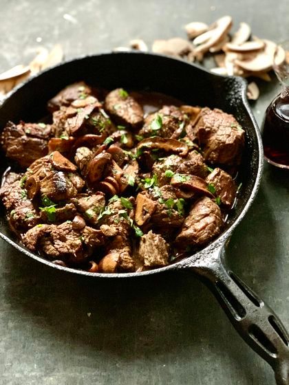 Recipe: Tender, quick, flavorful steak tips are an old New England standby - The Boston Globe Stroganoff Meatballs, Beef Stroganoff Meatballs, Keto Beef Stroganoff, Meatball Stroganoff, Steak Tips, Keto Beef, Sirloin Tips, Red Wine Sauce, Beef Tips