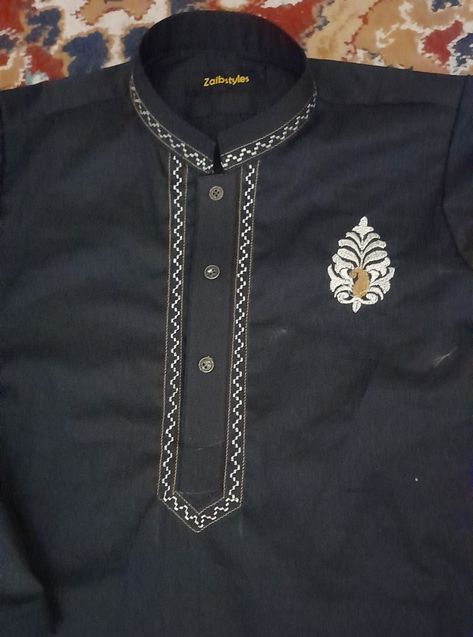 Kids cotton kurta Kurta Embroidery, Boys Kurta Design, Designer Boys, Khyber Pakhtunkhwa, Mens Kurta Designs, Boys Kurta, Mens Kurta, Kurta Design, Cotton Kurta