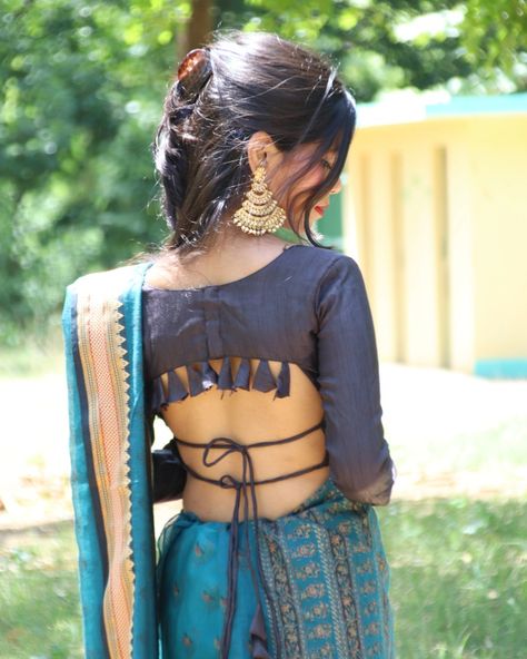 Wedding Saree Blouse, Wedding Saree Blouse Designs, Traditional Blouse Designs, Saree Blouses, Stylish Blouse Design, Wedding Saree, Stylish Blouse, Stylish Dress Designs, Saree Blouse Designs