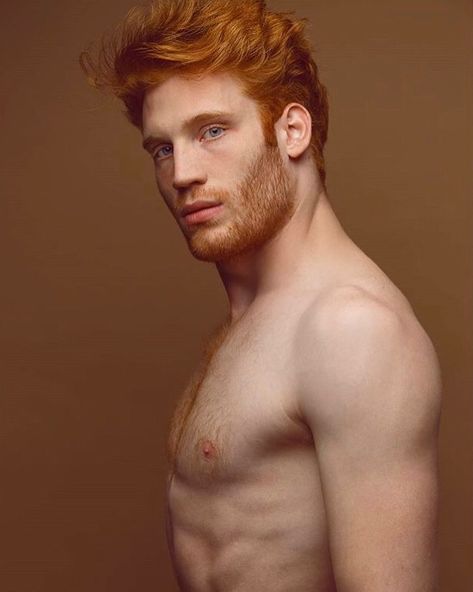 3,628 Likes, 39 Comments - RED HOT (@redhot100) on Instagram: “@colosusini 🔥 #redhotfeatures” Ginger Man Aesthetic, Redhead Male, Ginger Hair Men, Ginger Models, Red Hair Men, Redhead Men, Ginger Boy, Ginger Men, Blonde Guys