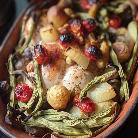 Romertopf Clay Pot Chicken and Vegetables - The Herbeevore Chicken Recipes With Vegetables, Romertopf Clay Pot Recipes, Clay Pot Recipes, Recipes With Vegetables, Clay Pot Chicken, Clay Pot Cooking Recipes, Potatoes And Mushrooms, Best Bolognese Sauce, Chicken Carrots