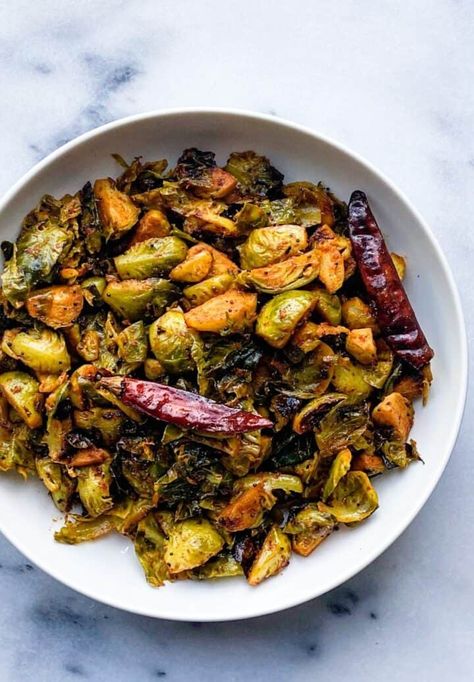 Indian Spiced Brussels Sprouts Recipe - Feast with Safiya Sprouts Recipes Indian, Easy Vegetarian Sides, Brussel Sprouts Recipes Easy, Brussel Sprout Recipes Roasted, Indian Recipes Authentic, Sprouts Recipe, Brussels Sprout, Savory Food, Sprout Recipes