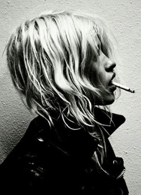 Natalie Scatorccio, Arte Indie, Gone Girl, I'm With The Band, Rock Chic, Foto Art, Star Girl, Kate Moss, Mode Inspiration