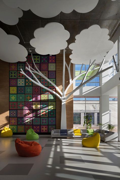 elena dobrovolskaya and dreamdesign unveil an uncommon primary school in kiev, driven mainly by creativity, joy, aesthetics and taste. School Reception, Kindergarten Interior, Classroom Interior, Kindergarten Design, School Interior, Interior Design School, Colors Art, Clinic Design, Nursery School