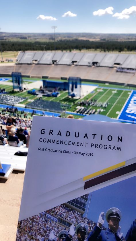 Air Force Academy Wallpaper, Army Vision Board, Us Air Force Academy, Usafa Aesthetic, Air Force Academy Aesthetic, Aviation Graduation Pictures, Us Air Force Aesthetic, Annapolis Naval Academy, Pilot Aesthetic