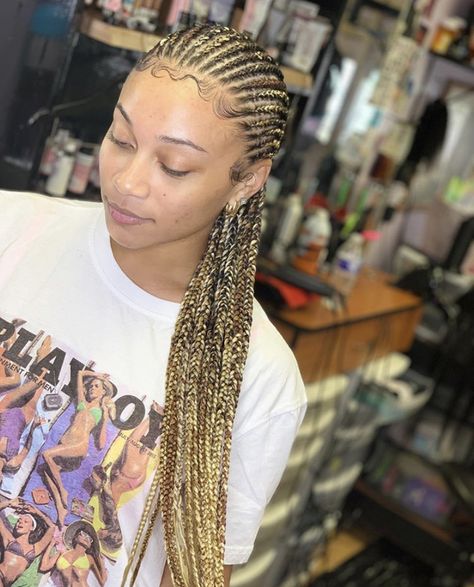 Platinum Blonde Feed In Braids, Beyonce Braids Cornrows, Blond Feed In Braids, Blond Straight Back Braids, 613 Feed In Braids, Blonde Straight Back Braids Black Women, Honey Blonde Cornrows Braids Black Women, Blonde Straight Back Braids, Blond Cornrows