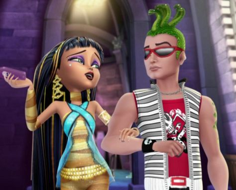 Deuce And Cleo, Monster High Boo York, Deuce Gorgon, Boo York, Monster High Costume, Monster High School, Arte Monster High, Monster High Pictures, Moster High