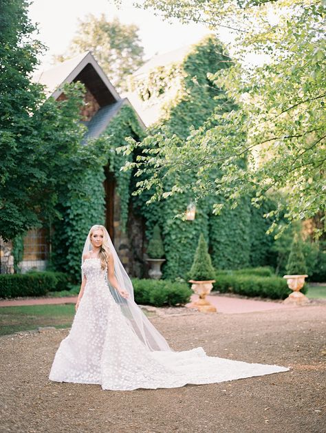 Floral Applique Wedding Dress, Stone Chapel, Erin Wilson, Applique Wedding, Applique Wedding Dress, Bridal Session, Chapel Wedding, Floral Applique, Gorgeous Dresses