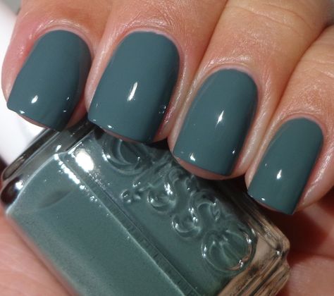 Essie Vested Interest Nagellack Trends, Green Nail Polish, Green Nail, Blue Nail, Essie Nail Polish, Colorful Nail Designs, Eyes Open, Essie Nail, Fall Nail Colors