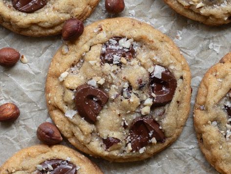 Hazelnut Flour, Ice Cream Muffins, Brown Butter Chocolate Chip Cookies, Hazelnut Chocolate, Perfect Cookie, Brownie Bar, Bakery Recipes, Soft Brown, Chocolate Hazelnut