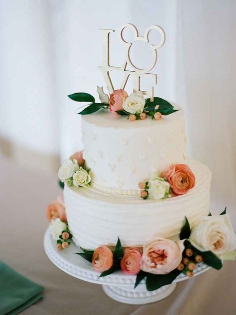 Disney Wedding Ideas, Wedding Cake With Flowers, Cake With Flowers, Disney Wedding Cake, Disney Bridal Showers, Disney Inspired Wedding, Disney Wedding Theme, Floral Wedding Cakes, White Wedding Cake