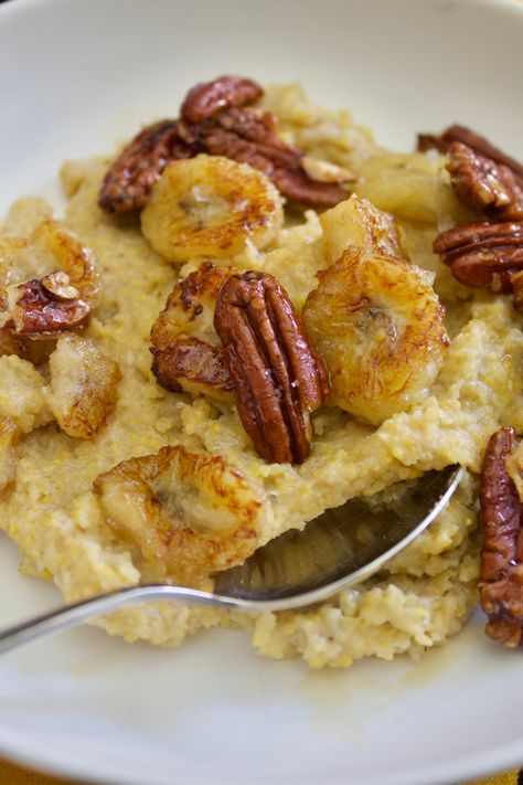 Sweet Grits Recipe, Sweet Corn Grits, Grits Recipe Breakfast, Sweet Polenta, Caramelized Banana, Chocolate Chia Seed Pudding, Corn Grits, Brunch Bread, Grits Recipe