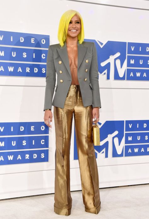 Cassie VMAs 2016 Vmas 2016, Cassie Ventura, Mtv Video Music Award, Red Carpet Dresses, Celebrity Look, Celebrity Fashion, Beauty Inspiration, Well Being, Mtv