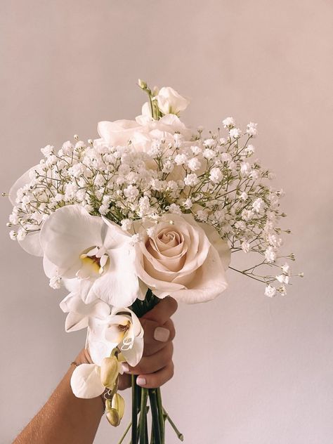 Bride Flower Bouquet, Bridesmaids Floral, Brides Flowers Bouquet, Gypsophila Wedding, Simple Wedding Bouquets, Bridesmaid Bouquet White, White Flower Bouquet, Orchid Bouquet, Bride Flower