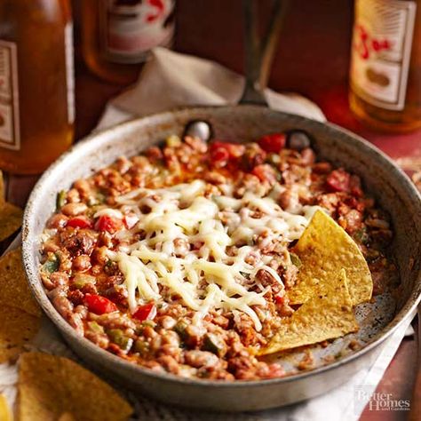 Frijoles Rancheros Frijoles Rancheros, Mexican Side, How To Cook Chorizo, Mexican Chorizo, Mexican Side Dishes, Chile Peppers, Recipes Mexican, Mexican Foods, Hispanic Food