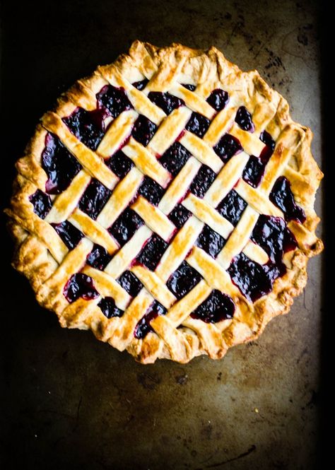 Perfect Pie Crust Recipe, Blackberry Pie, Blackberry Recipes, Perfect Pie Crust, Sweet Dough, Pie Crust Recipes, Perfect Pies, Blueberry Pie, Crust Recipe