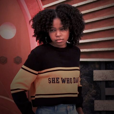 Charlotte Henry Danger, Henry Danger Charlotte, Henry Danger Aesthetic, Charlotte Henry Danger Outfit, Henry Danger Fanart, Riele Downs Henry Danger, Henry Heart From Henry Danger, Riele Downs Outfits, Raven Outfits