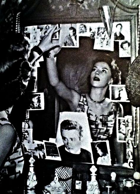 Natalie Wood's shrine to James Dean,  her vanity mirror.  There was feelings between the two of them, that the studio kept quiet. Behind Blue Eyes, Jimmy Dean, Splendour In The Grass, Emotional Child, Natalie Wood, Lauren Bacall, Cary Grant, James Dean