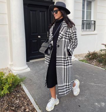 Checked Coat Outfit, Winter Mode Outfits, Classy Winter Outfits, Houndstooth Coat, Stylish Winter Outfits, Coat Outfit, Elegante Casual, Looks Street Style, White Coat