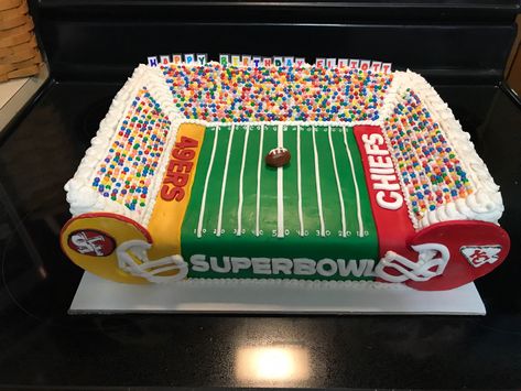 Joe Burrow Birthday Cake, Super Bowl Cake Decorating Ideas, Super Bowl Birthday Cake, Super Bowl Cakes, Superbowl Cake Ideas, Super Bowl Cake Ideas, Superbowl Cakes, Football Stadium Cake, Super Bowl Cake