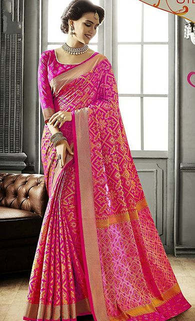 Patola Silk Saree, Rani Pink, Banarsi Saree, South Indian Sarees, Designer Silk Sarees, Indian Silk Sarees, Designer Sarees Online, Saree Models, Indian Bridal Outfits