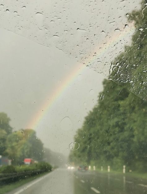 rainy rainbow with water droplets March Vision Board Aesthetic, Rainy Spring Aesthetic, Rainbow After Rain, Morgan Core, Rainy Spring Day, March Aesthetic, Bts You Never Walk Alone, Rainy Photos, Rainy Day Photos