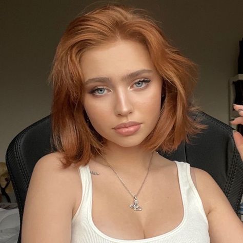 Light Copper Hair, Short Copper Hair, Light Red Hair, Light Auburn Hair, Short Red Hair, Red Hair Inspo, Ginger Hair Color, Strawberry Blonde Hair, Short Hair Color