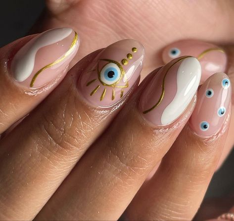 Spiritual Nails Designs Short, Celebration Nail Art, Funky Nail Ideas Fun, Hippy Nail Art, Ojo Turco Nails, Ojo Nails, Turkish Eye Nails, Evil Eye Manicure, Spiritual Nail Art