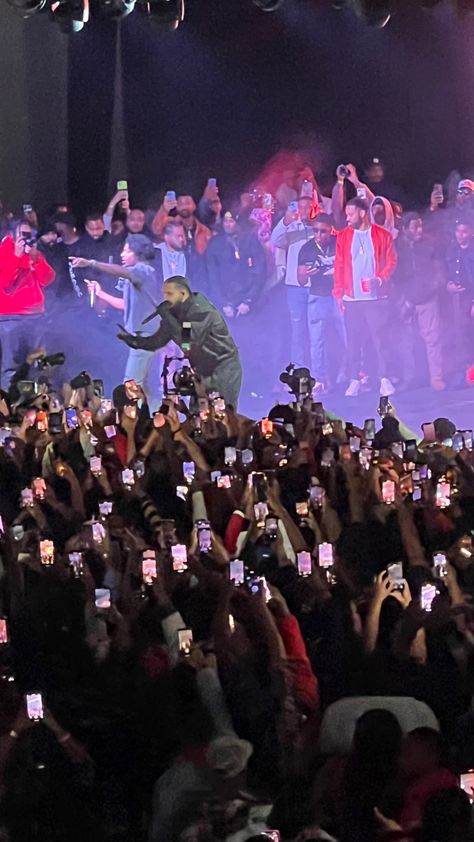 This artifact displays the live cultural performance; Drake at the Spelhouse Homecoming Wednesday Performance. Spelhouse Homecoming, Taylor Swift Haunted Performance, Artifacts, Homecoming, Drake, Concert