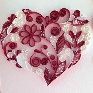 Quilled Heart, Quilling Letters, Paper Quilling For Beginners, Paper Quilling Flowers, Paper Quilling Cards, Quilling Work, Toilet Paper Crafts, Desain Quilling, Paper Quilling Patterns