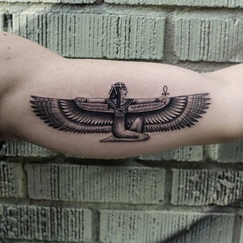 Egyptian tattoo designs, like many other tattoos inspired from mythologies or ancient cultures, have grown in popularity and represent an excellent exploration of Egyptian art. Afro Tattoo, Ankh Tattoo, Egyptian Tattoo Sleeve, Egypt Tattoo, Tattoo Inspiration Men, Goddess Tattoo, Egyptian Tattoo, Symbol Tattoos, Symbolic Tattoos