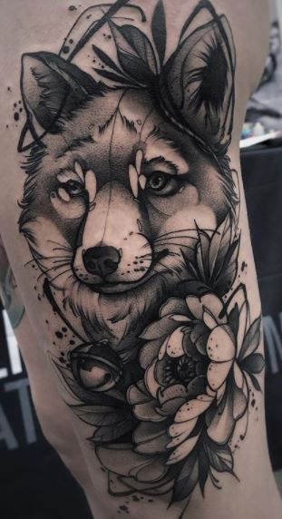 Traditional Tattoo Black And Grey, Fox Tattoo Design, Dog Tattoo Ideas, Neo Tattoo, Aesthetic Animals, Dog Memorial Tattoos, Tattoo Animal, Blackwork Tattoos, Anime Tattoo