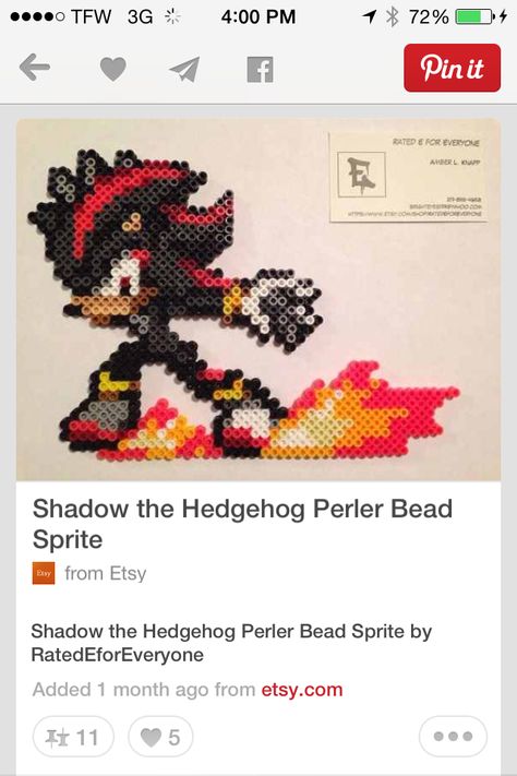 Shadow sonic perler Sonic Pearl Beads, Shadow The Hedgehog Perler Beads, Shadow Perler Beads, Sonic Perler Bead Patterns, Sonic Kandi, Sonic Perler Beads, Silver Sonic, Modele Pixel Art, Hamma Beads Ideas