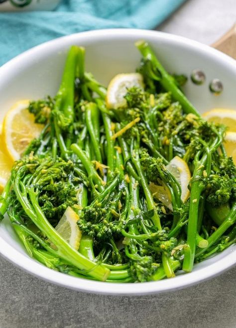 Asian Sauteed Broccoli, Tender Stem Broccoli Recipe, Long Stem Broccoli Recipe, Roasted Baby Broccoli Recipe, Sweet Baby Broccoli Recipes, Broccoli Stems Recipes, How To Clean Broccoli, Long Broccoli, Steam Broccoli On Stove