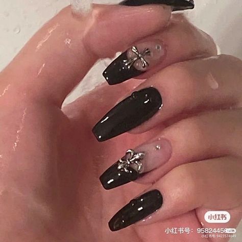 Nails Christmas 2022, Nails 2020 Trends Summer, Almond Nails Autumn, Fall Nails Acrylic Short, Coffin Short Nails, Nails Acrylic Coffin Short, Acrylic Winter Nails, Christmas Nails Coffin, Nails Acrylic Winter