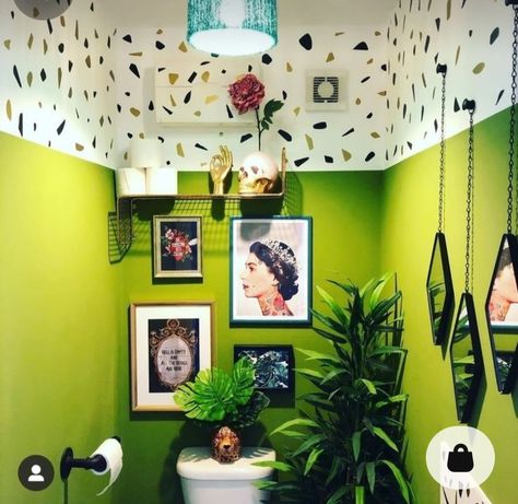 Orange Accent Wall Bathroom, Green Maximalist Bathroom, Color Block Decor, Wacky Bathroom Ideas, Bathtub Asethic, Colorful Toilet Room, Maximalist Half Bathroom, Bright Colorful Interior Design, Funky Painted Walls Interiors