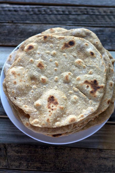 I had no idea how easy homemade tortilals are (or how delicious), but I'm hooked. Check out these healthy 4-Ingredient Whole Wheat Tortillas over on The Healthy Toast! #healthyeating #recipes #wholewheat #homemade Whole Wheat Tortilla Recipe, Wheat Tortilla Recipe, Veggie Enchilada Casserole, Healthy Recipes Simple, Roll Out Sugar Cookies, Super Salad, Delicious Vegetarian Dinner, Denver Food, Healthy Toast