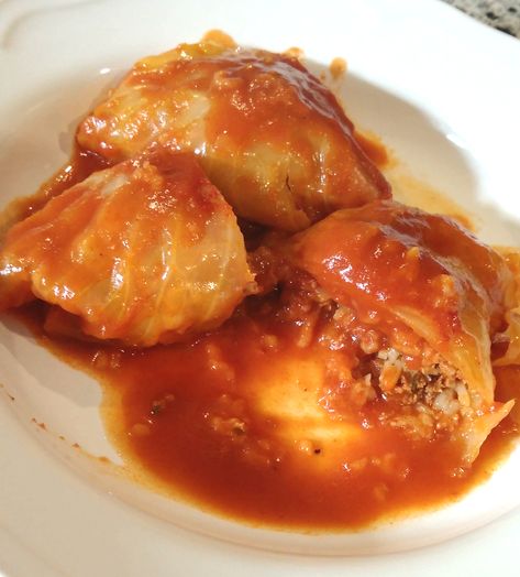 Stuffed Cabbage Rolls with Tomato Sauce Instapot Ideas, Fried Salmon Patties, Polish Foods, Salmon Patties Recipe, Cabbage Rolls Recipe, Stuffed Cabbage, Cooked Cabbage, Fried Salmon, Patties Recipe