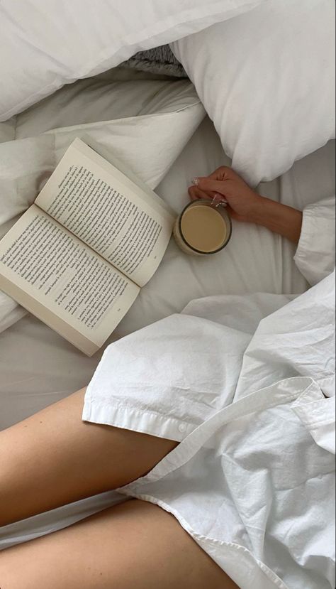 Reading In Bedroom Aesthetic, Soft Life Era, Femininity Tips, شرم الشيخ, Reading Motivation, Vision Board Pictures, Life Vision Board, Soft Life, Rich Girl Lifestyle