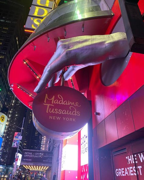 Madam Tussauds New York, Madame Tussauds Nyc, Nyc December, Nyc In December, Flushing Queens, America Trip, Nyc Instagram, Nyc Aesthetic, Trip Essentials