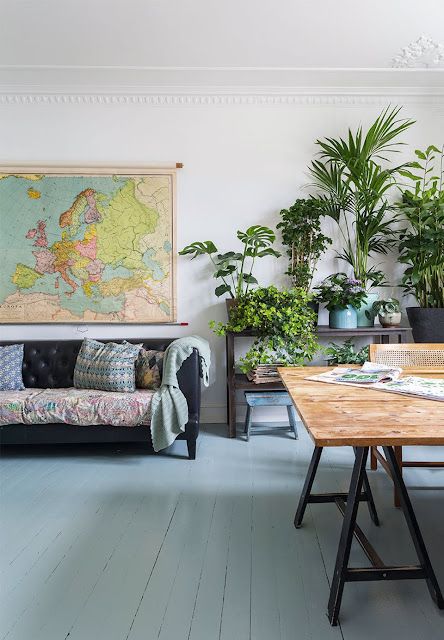 Copenhagen Home, Painted Wood Floors, Gravity Home, Green Color Palette, Room Green, Bad Inspiration, Painted Floor, Green Colour Palette, Deco Boheme