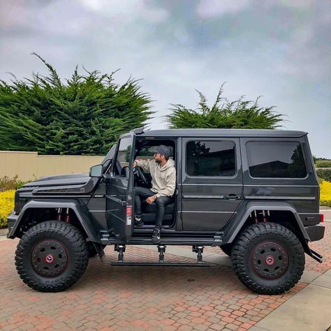 @flebeis Brabus G550 4x4² - Monterey Car Week 2018 Mercedes Benz G500, Bone Stock, Mercedes G Wagon, Lux Cars, Suv Trucks, G Class, G Wagon, S Car, Wagons