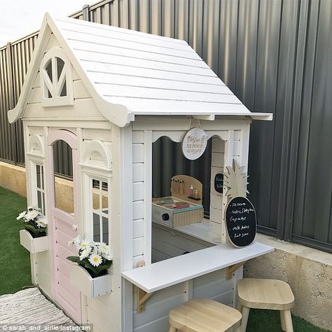 One of the $199 products was transformed into a miniature cafe, complete with stools, menu and flower pots (pictured) Kids Play House Outdoor, Play House Outdoor, Kmart Cubby, Cubby House Ideas, Idea Magazine, Kmart Hack, Kids Play House, Kids Cubby Houses, Outdoor Interior