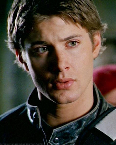 Jensen Ackles | Dark Angel | what a face! Dark Angel Jensen Ackles, Dark Angel Tv Series, Sam E Dean Winchester, Jensen Ackles Family, Supernatural Fanfiction, Matt Cohen, Jim Beaver, Jesen Ackles, Jensen And Misha